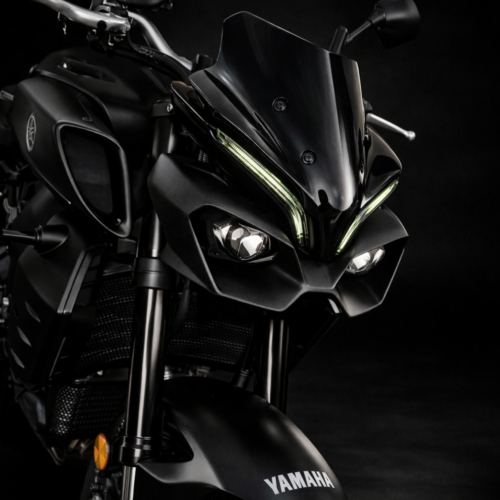 mt10 spoiler black