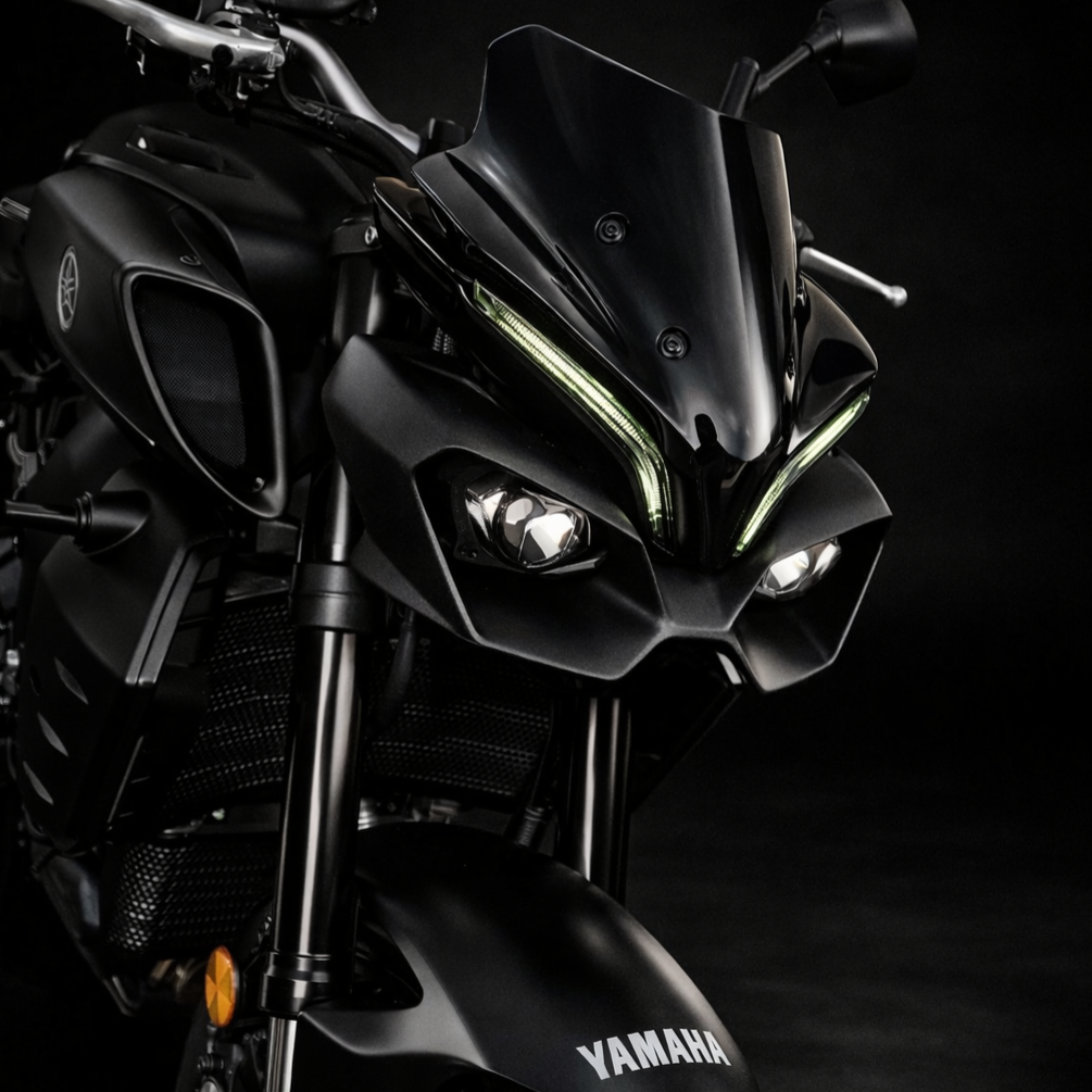 mt10 spoiler black
